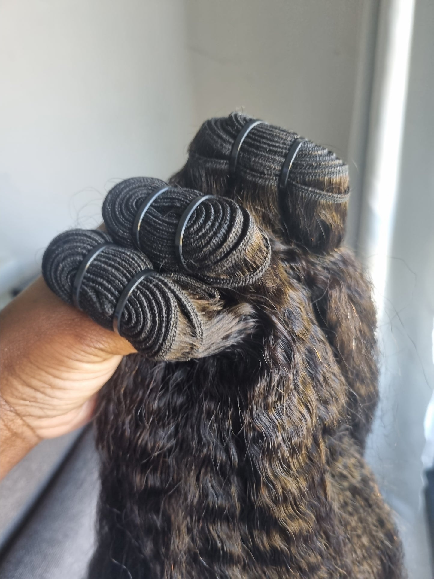 Kinky Straight Weft Bundles